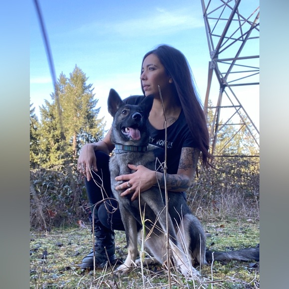 Meet your Posher, Mikha - Picture 5 of 6